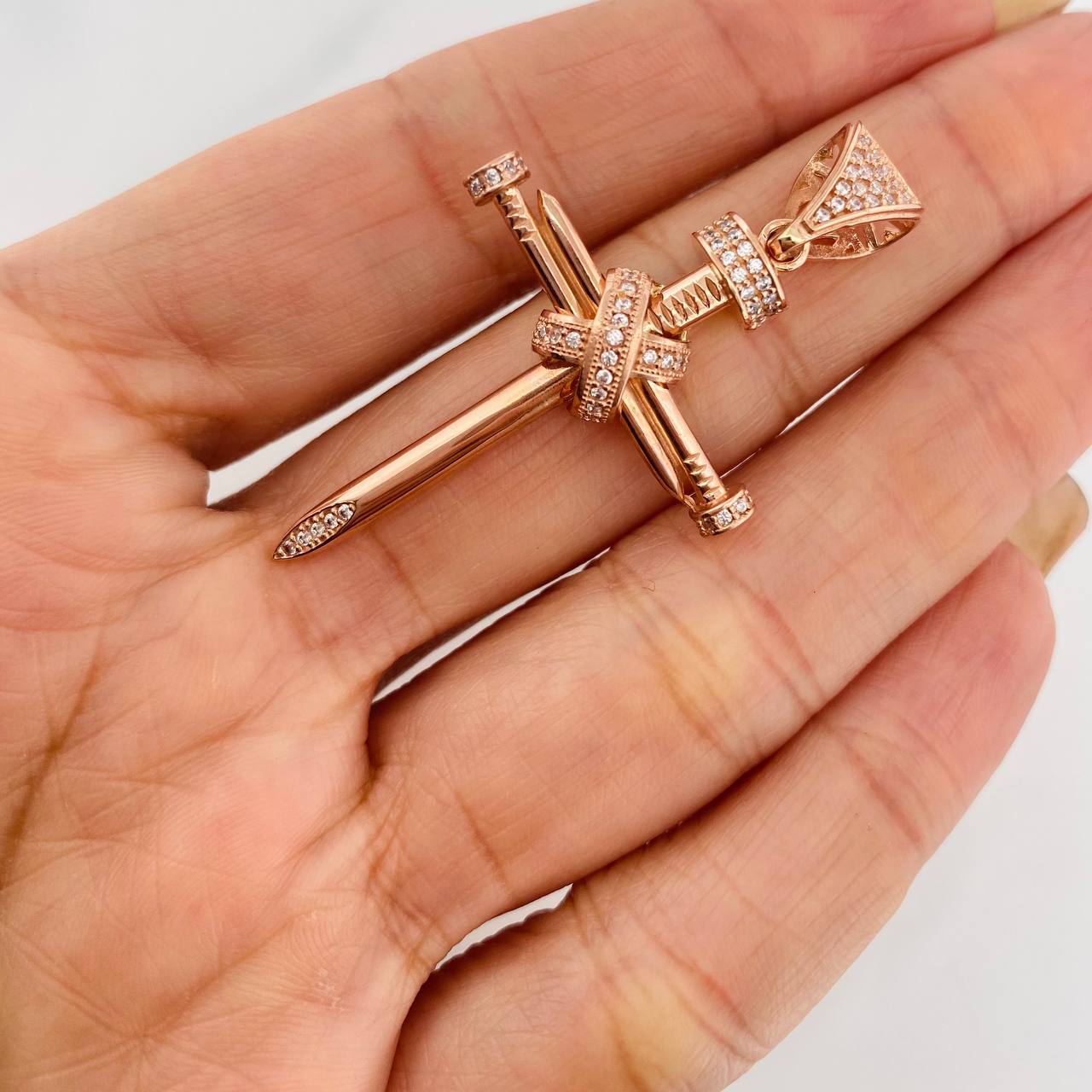 Pendant Nail Cross 6.35g / 2 in 18K Rose Gold