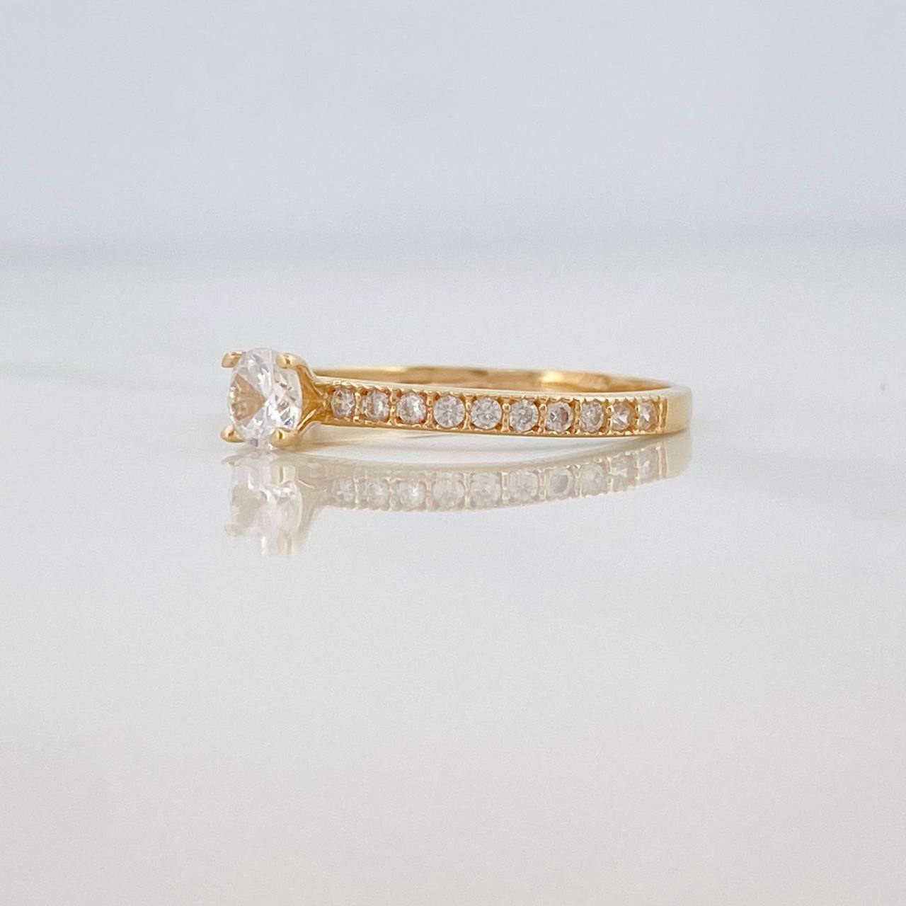 Churumbela Solitaire Ring 1.45g / T6 1/4 Yellow Gold 18K