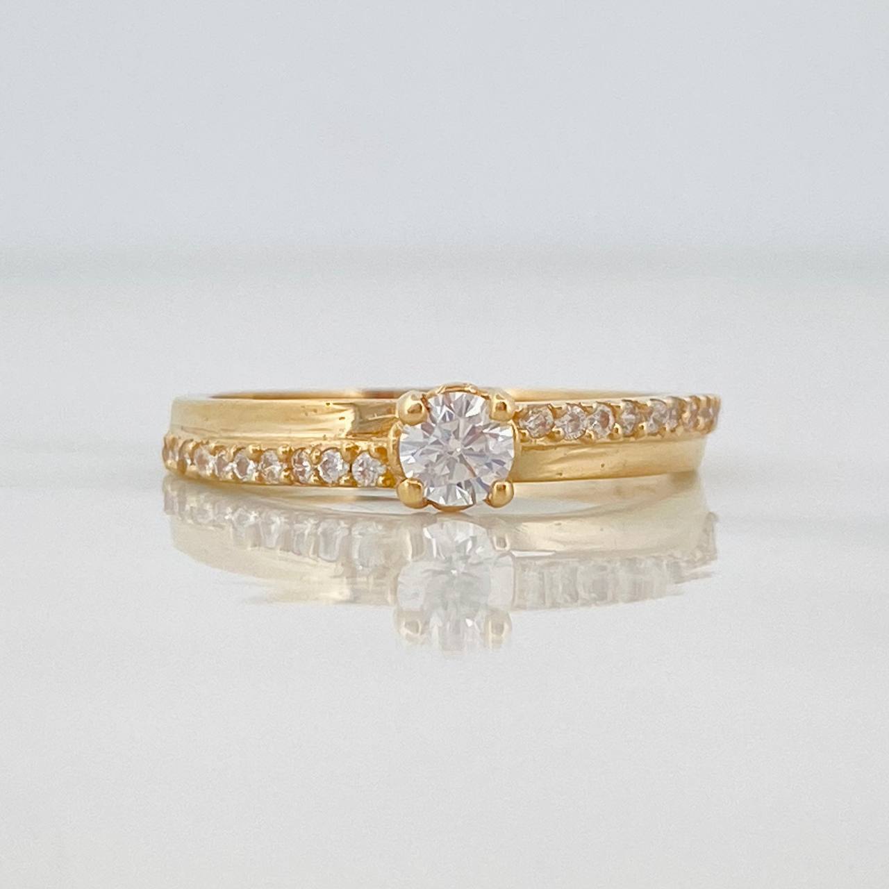 Churumbela Solitaire Ring 2.4g / T7 3/4 Yellow Gold 18K
