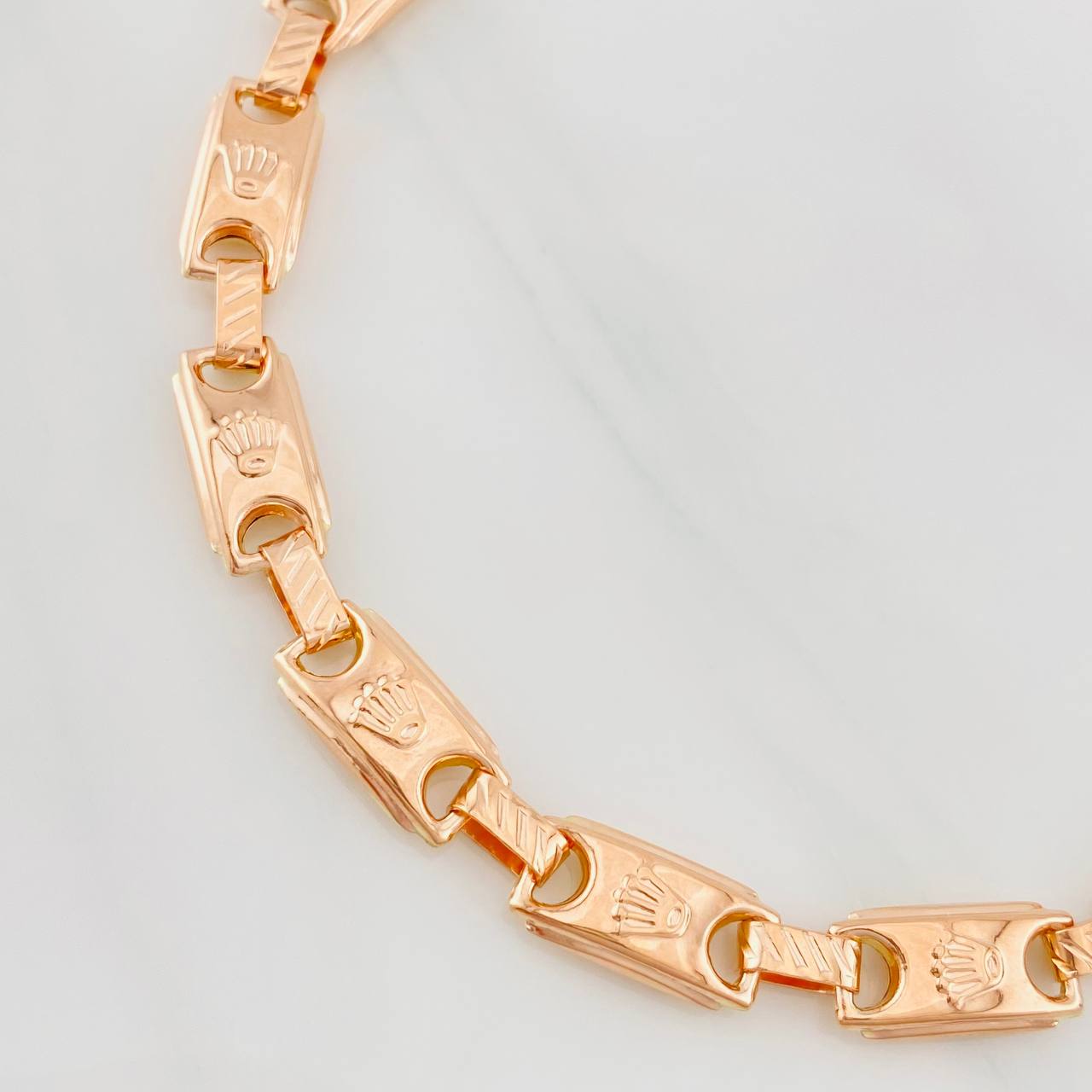 Rustic Crown Bracelet 9.35g / 8 in / 7.4mm Rose Gold 18K