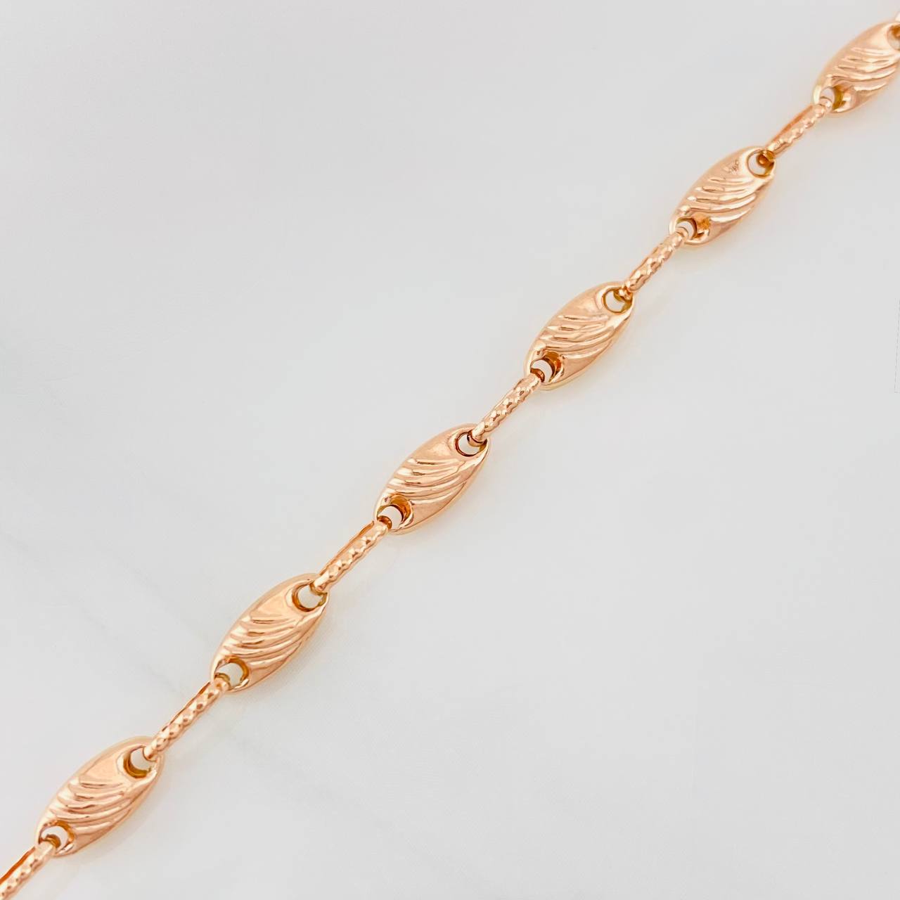 Rustic Bracelet 4.6g / 8 in / 3.65mm Rose Gold 18K