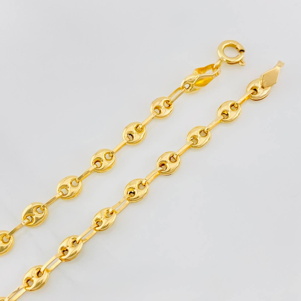 Tobillera GC 3.15g / 10 1/4 in / 4mm Oro Amarillo 18K