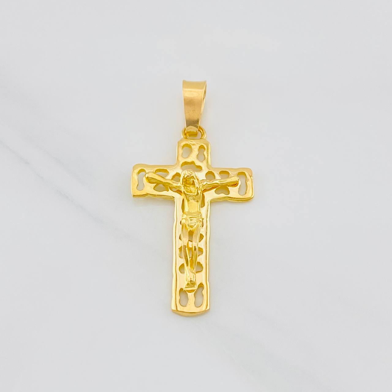 Dije Cruz Cristo 2.95g / 1 1/2 in Oro Amarillo 18K