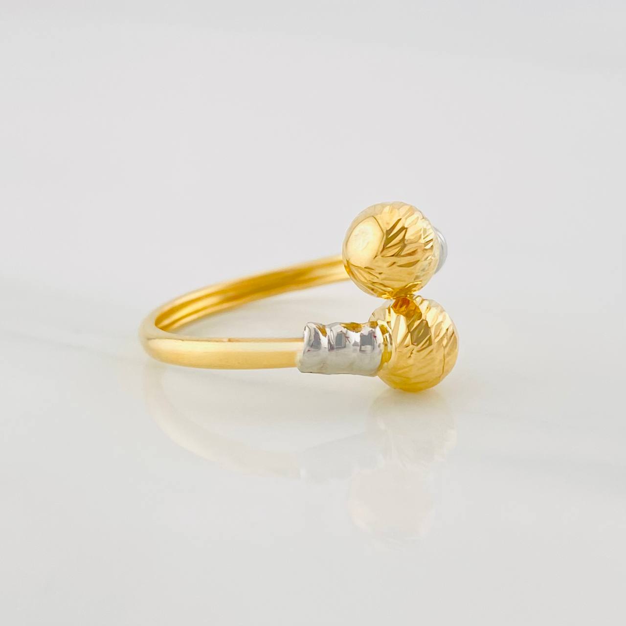 Anillo Tu y Yo 1.5g / T8 1/2 Dos Oros Amarillo Blanco 18K