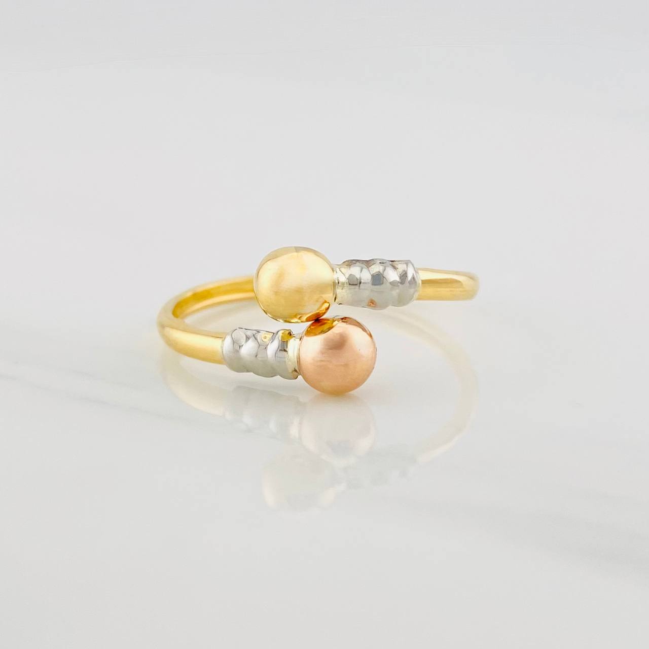 Anillo Tu y Yo 1.3g / T7 3/4 Tres Oros 18K