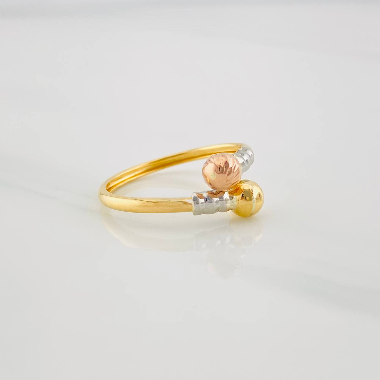 Anillo Tu y Yo 1.25g / T6 1/2 Tres Oros 18K
