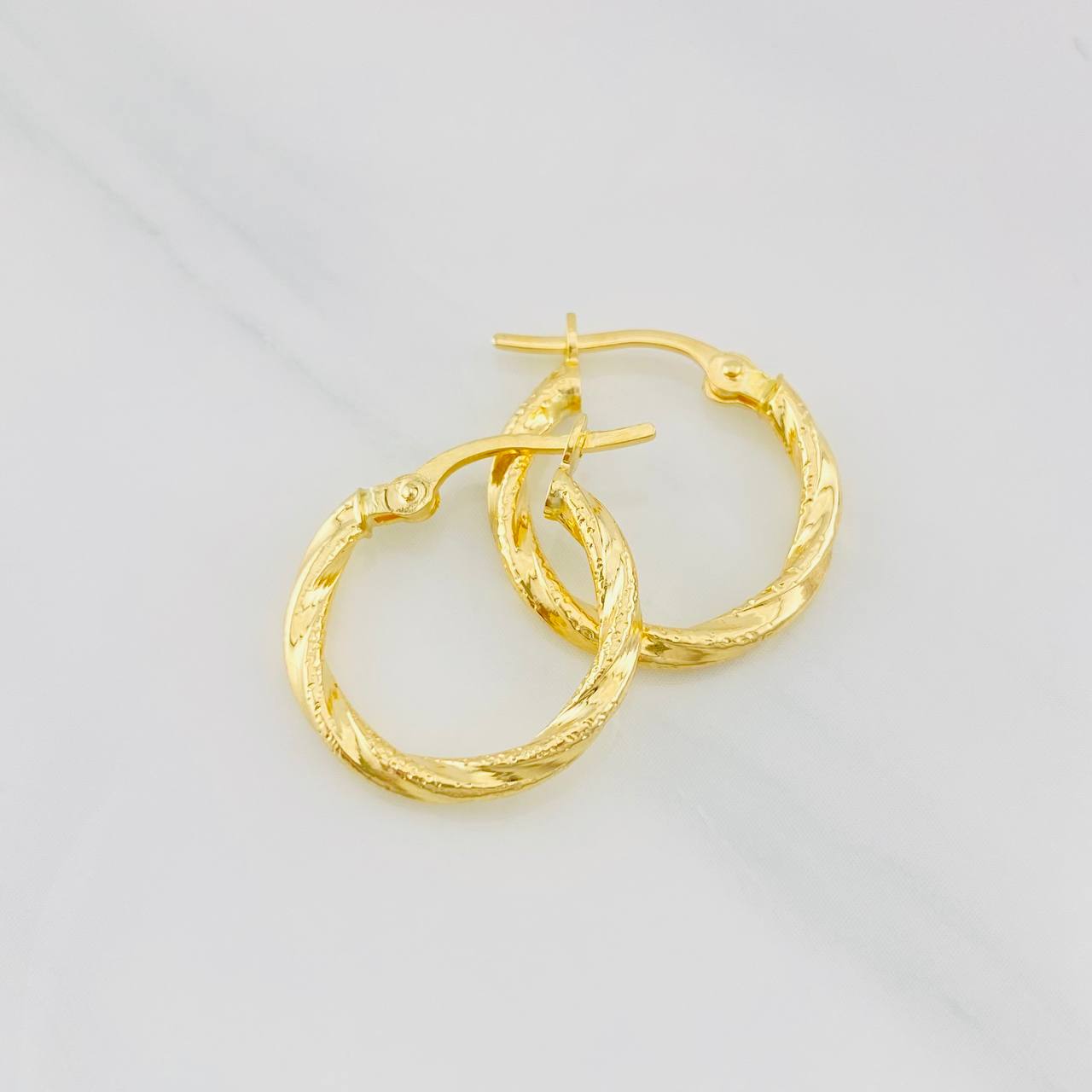 Candongas Nilo 1.15g / 3/4 in Oro Amarillo 18K