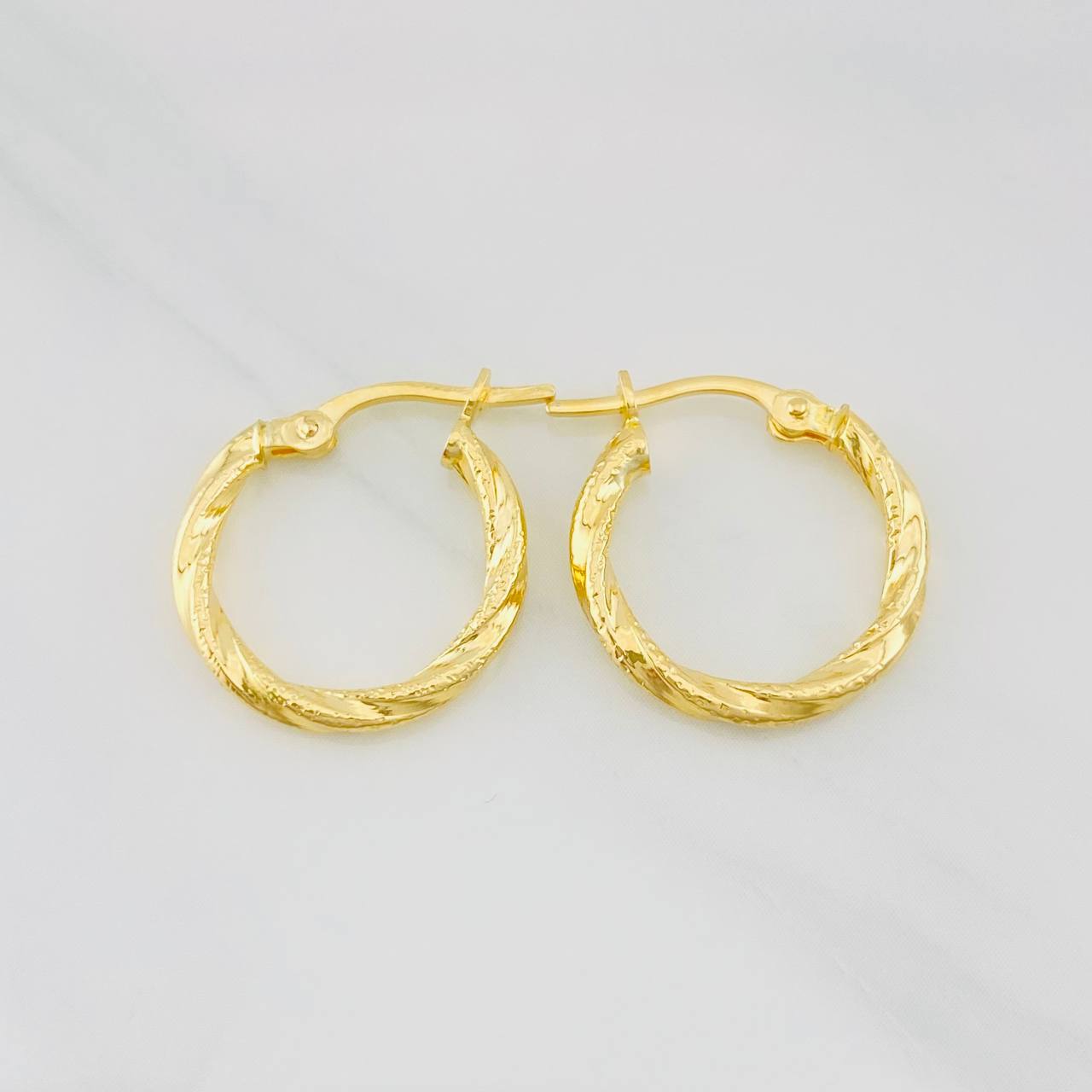 Candongas Nilo 1.15g / 3/4 in Oro Amarillo 18K