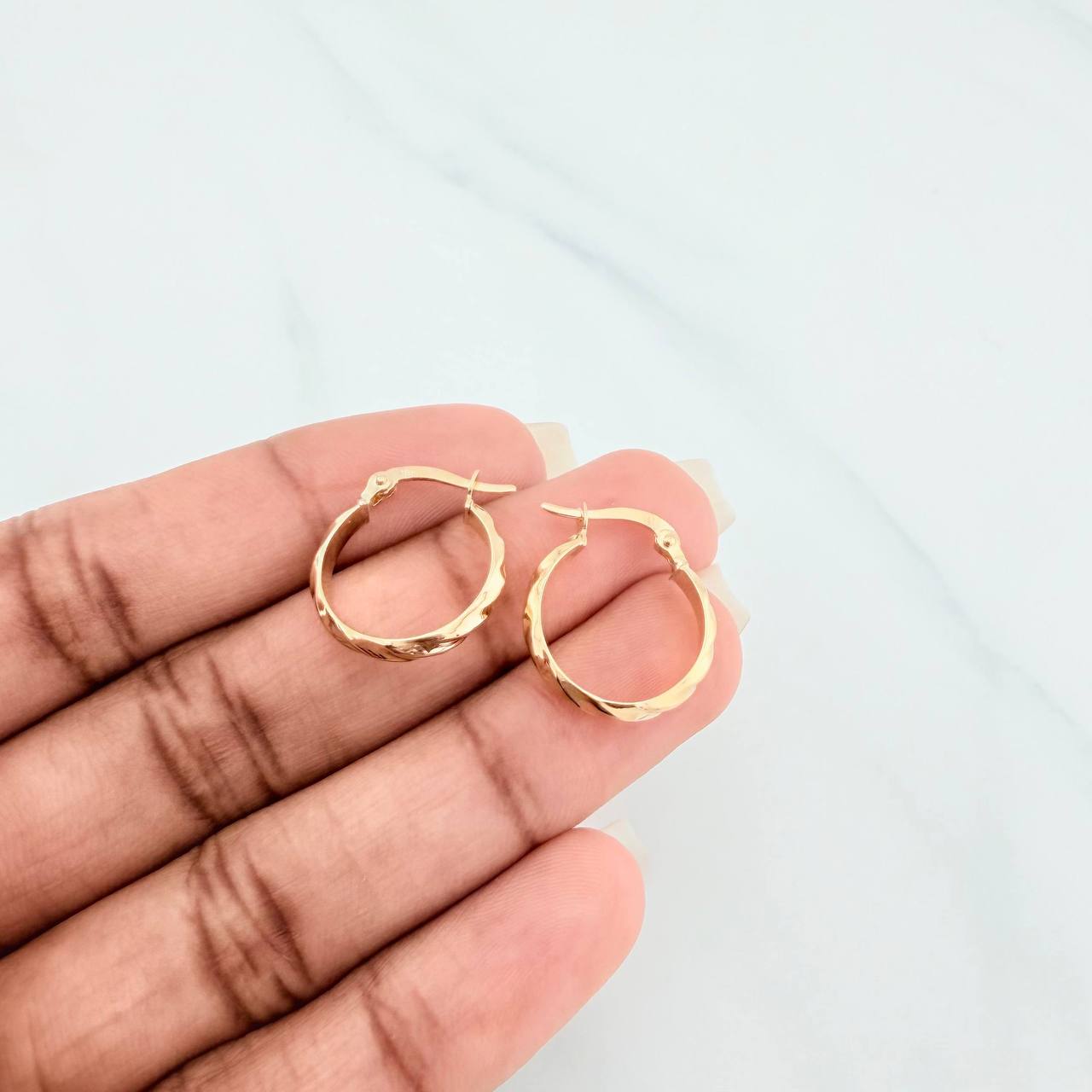 Candongas Nia 1.3 g / 3/4 in Oro Amarillo 18K