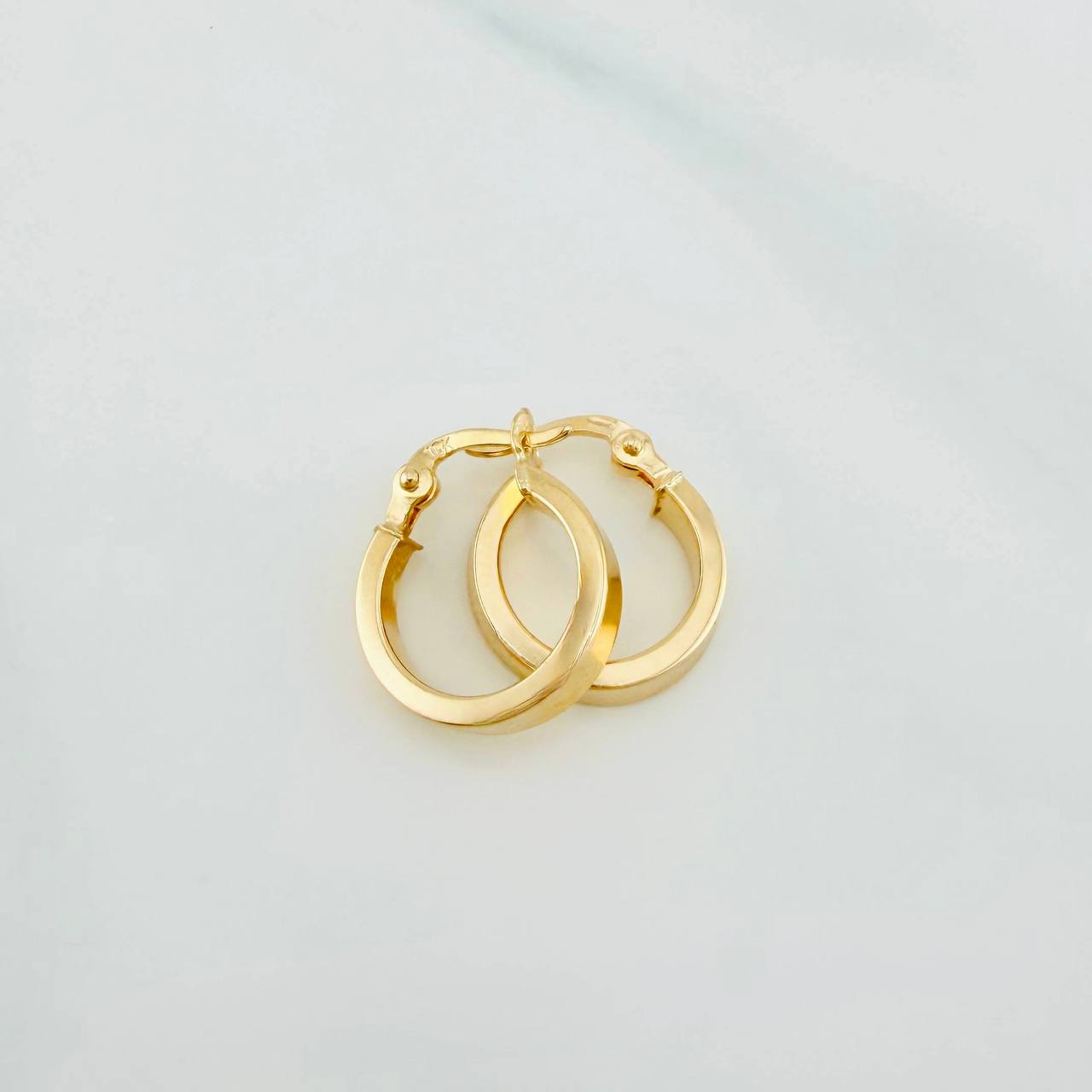 Candongas Fabi 1.35 g / 1/2 in Oro Amarillo 18K