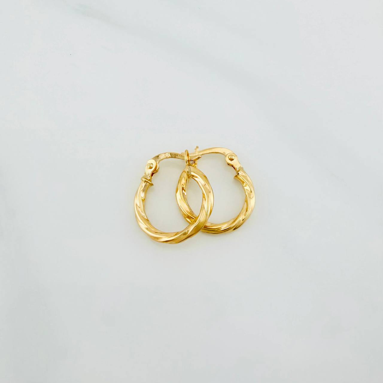 Candongas Kari 1 g / 1/2 in Oro Amarillo 18K