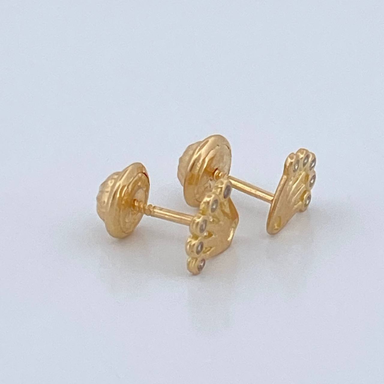 Crown Stud Earrings 0.85gr / 7mm 18K Yellow Gold &