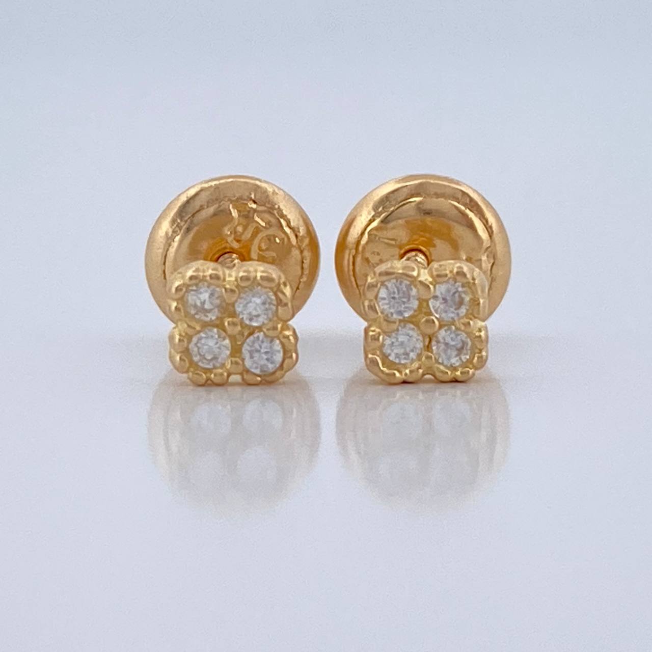 Clover Stud Earrings 0.6gr / 3.77mm 18K Yellow Gold &