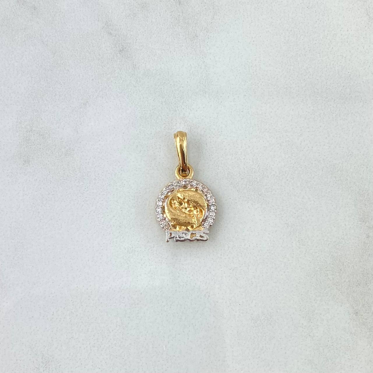 Dije Signo Piscis 1.7gr / 2.5cm / Circones Blancos Oro Amarillo 18K ©