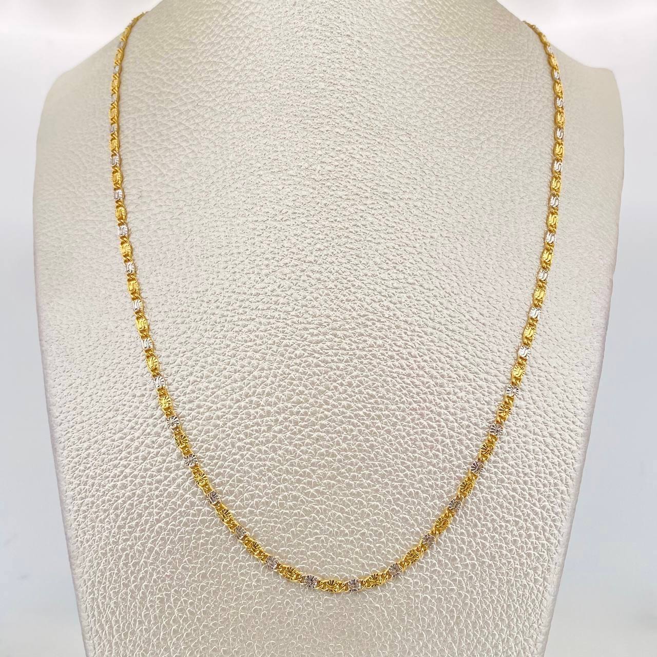 Flat Mariner Chain 4.25g / 24 in / 2.44mm Two-Tone Yellow White 18K