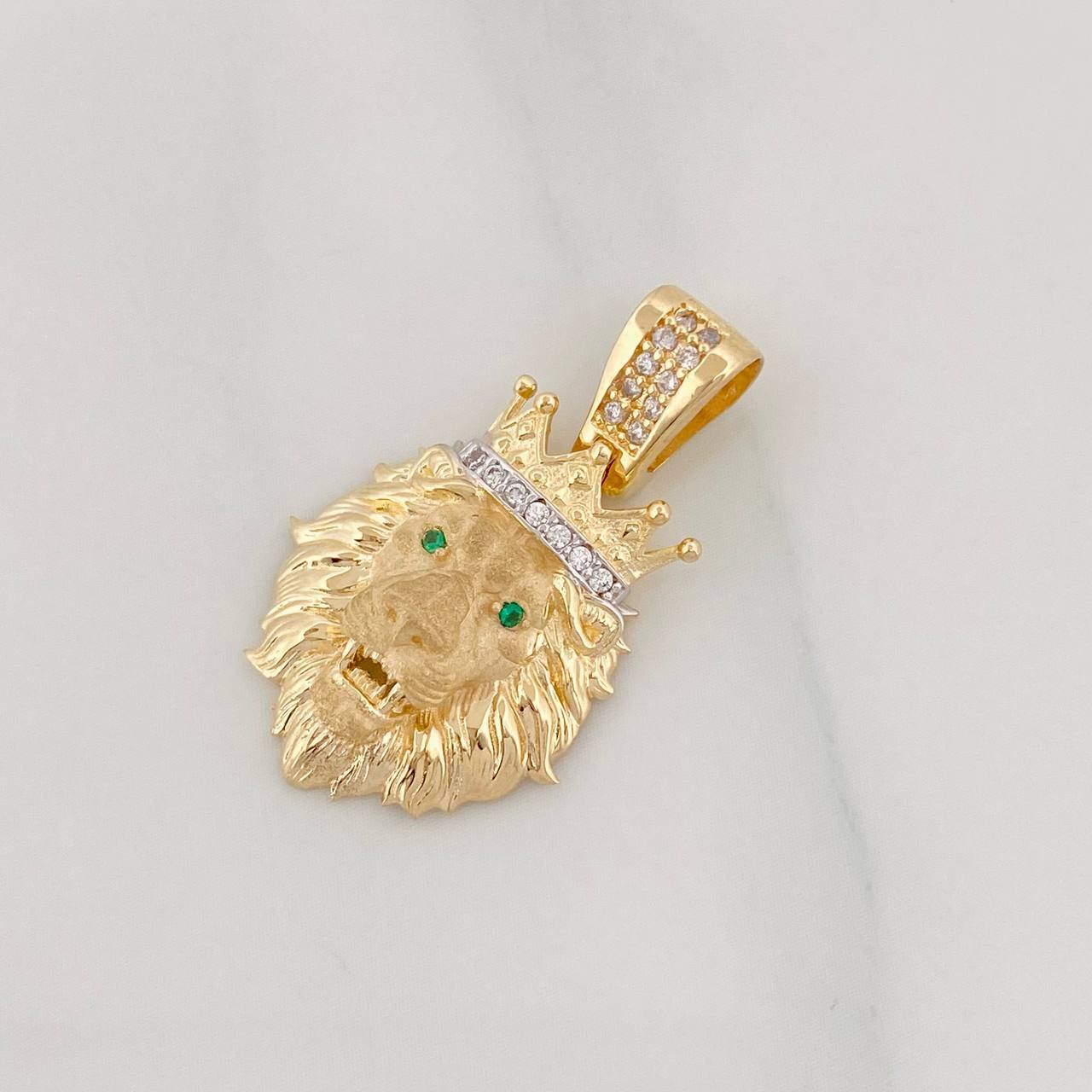 Lion Pendant 3.35g / 3/4 in Two-Tone Yellow White Gold 18K