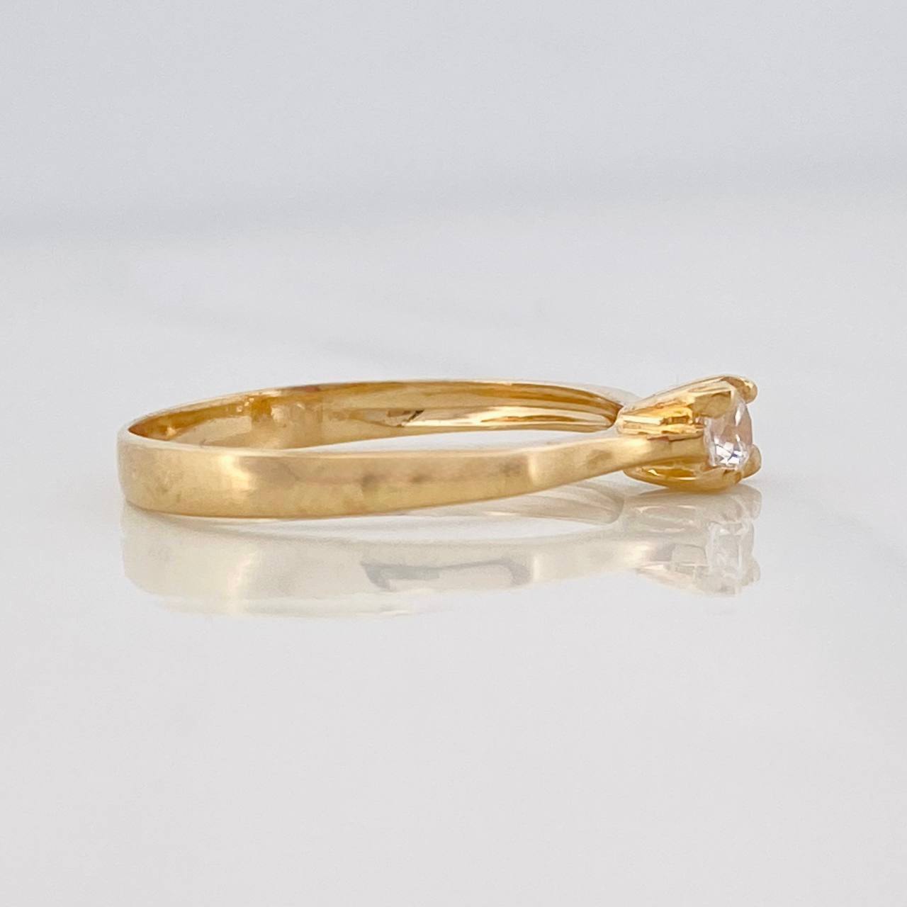 Anillo Solitario 1.95g / T6 3/4 Oro Amarillo 18K