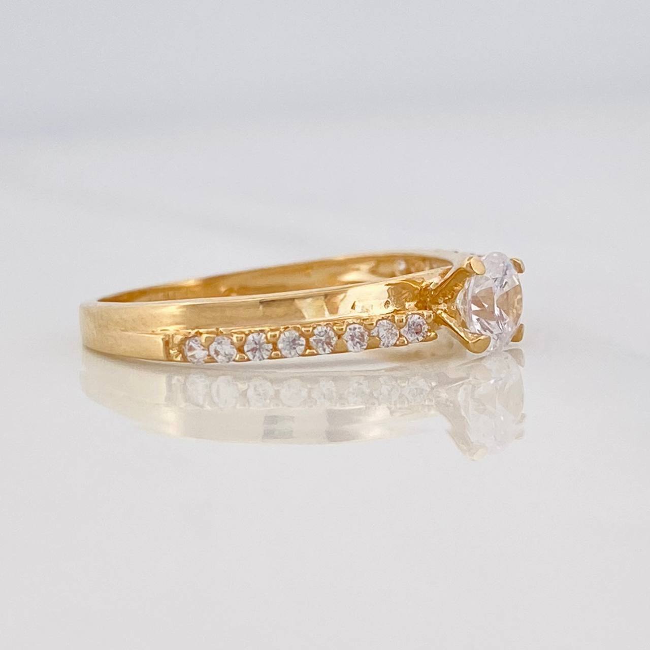 Anillo Solitario 2.55g / T6 1/2 Oro Amarillo 18K