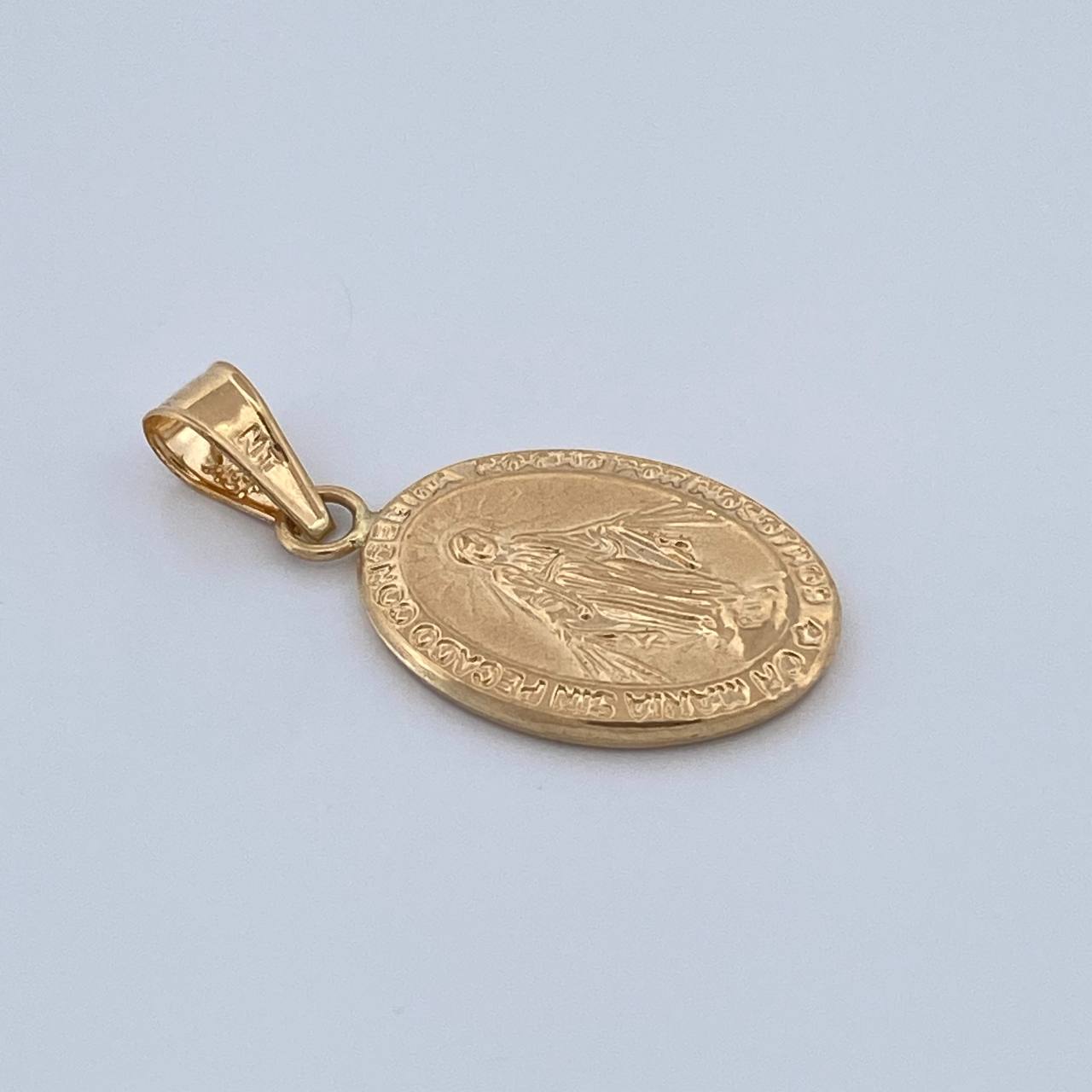 Dije Virgen Milagrosa 1.65gr / 1 1/4 in / Oro Amarillo 18K $