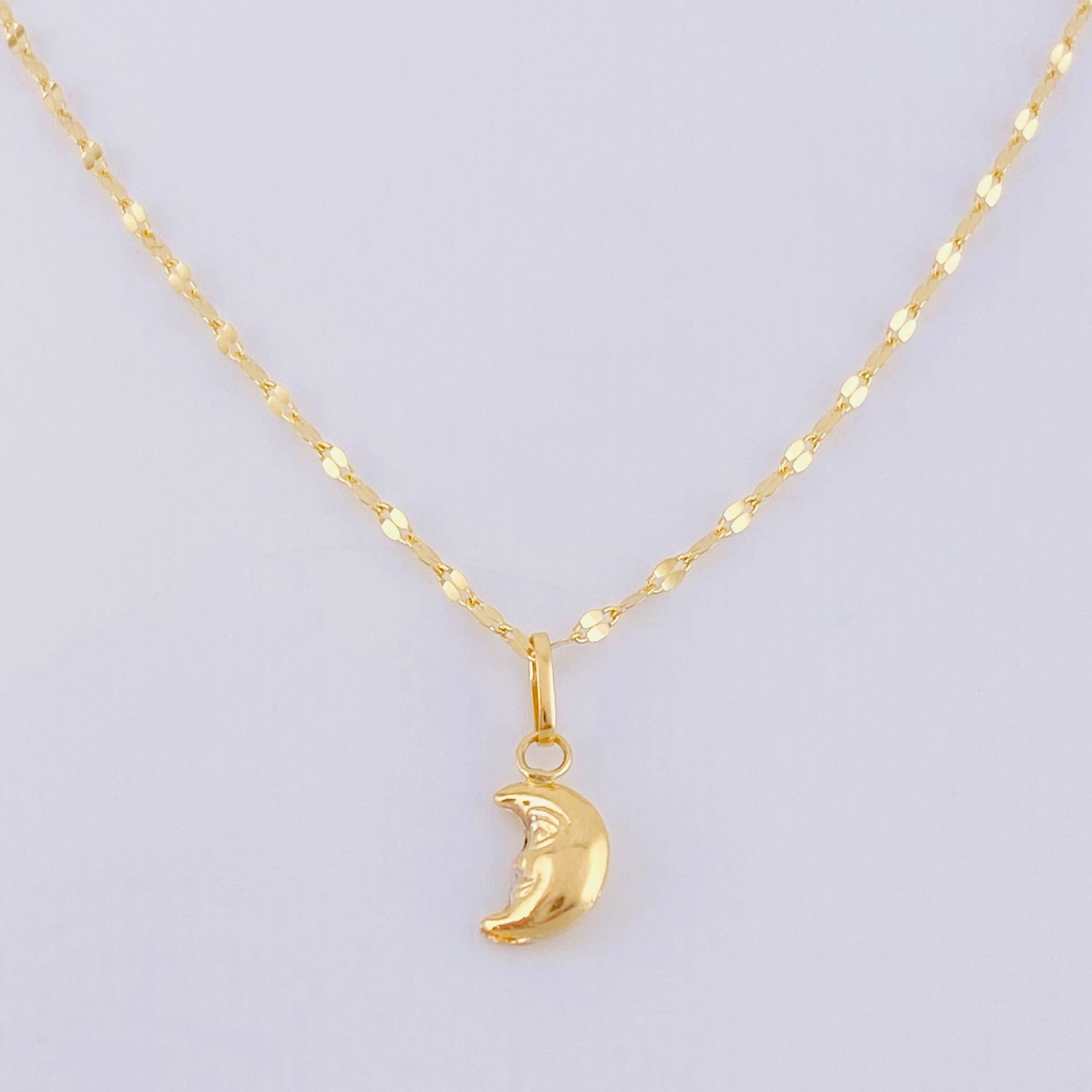 Set Cadena Flor Espejo + Dije Media Luna / 1.1g / 18 in Oro Amarillo 18K