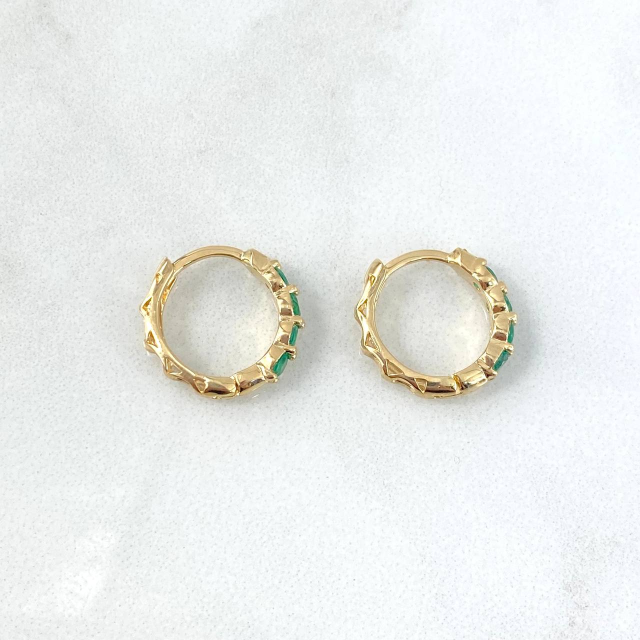 Candongas Circulos 3.1gr / 1.4cm / Esmeraldas 64pts Oro Amarillo (Joya) *