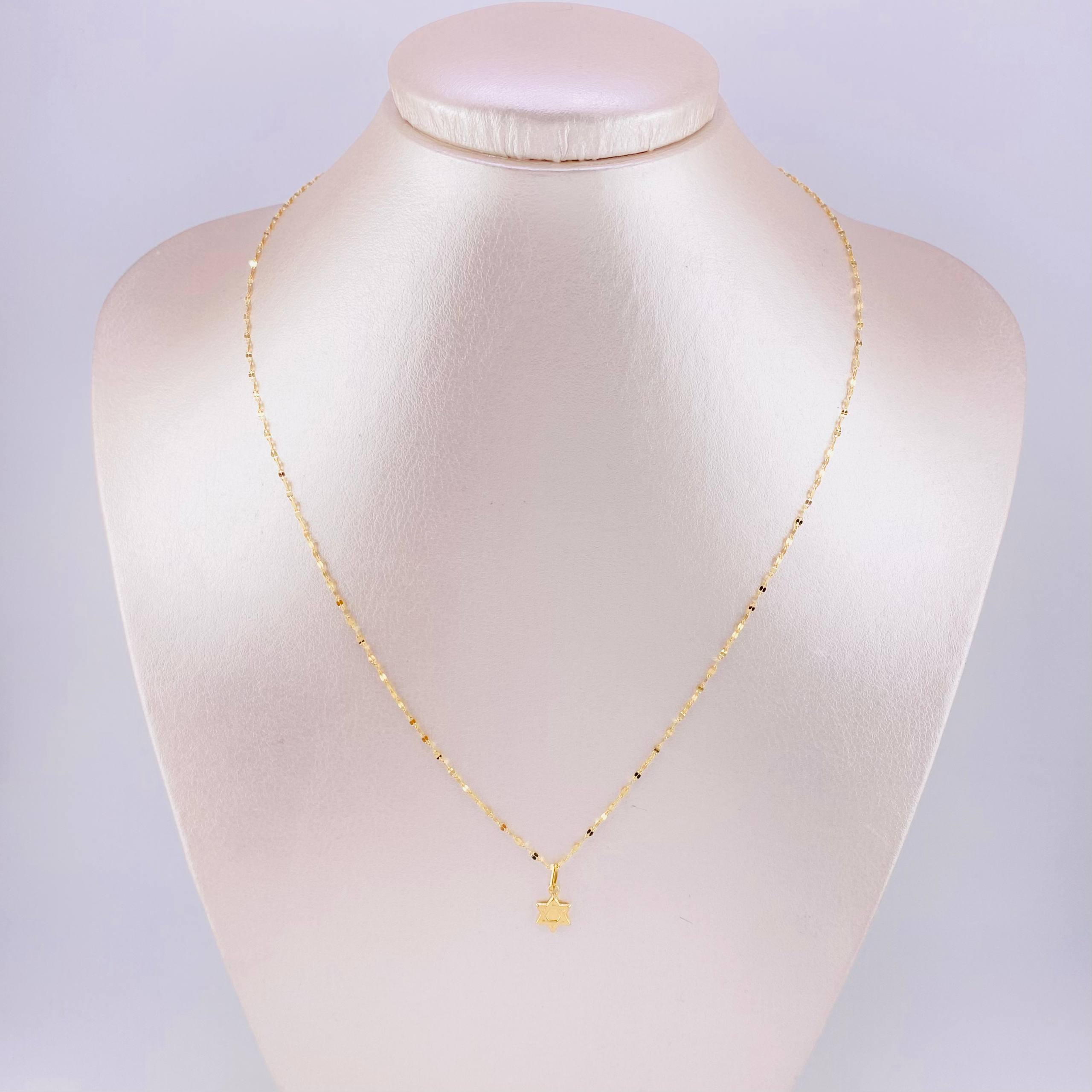 Set Cadena Flor Espejo + Dije Estrella de David / 1.15g / 18 in Oro Amarillo 18K