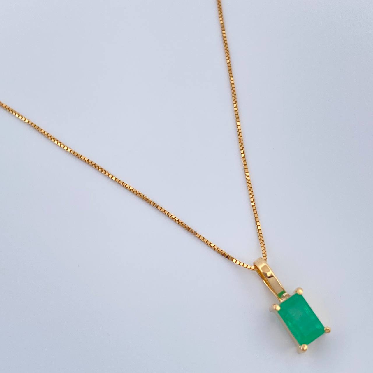 Set Veneciana + Rectangulo Esmeralda 1.15gr / 17 3/4 in / 0.5mm Oro Amarillo 18K &
