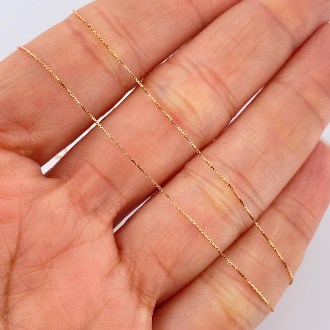 Set Veneciana + Cruz Plana Esmeralda 1.15gr / 17 3/4 in / 0.48mm Oro Amarillo 18K &