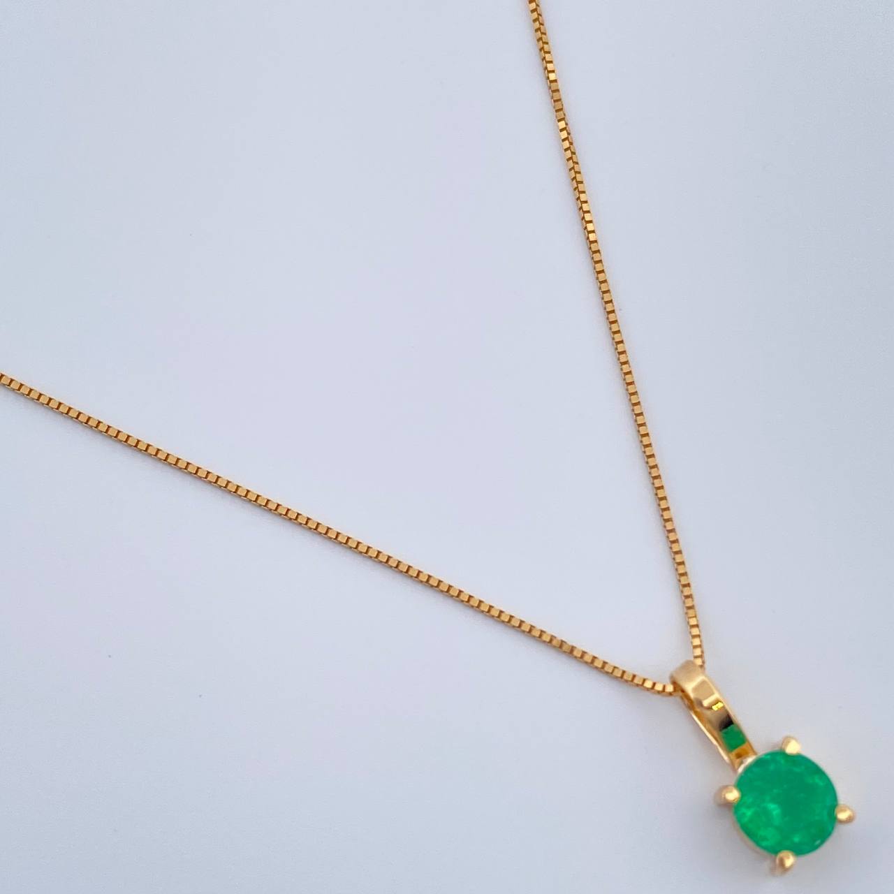 Set Veneciana + Redondo Esmeralda 1.15gr / 17 3/4 in / 0.46mm Oro Amarillo 18K &
