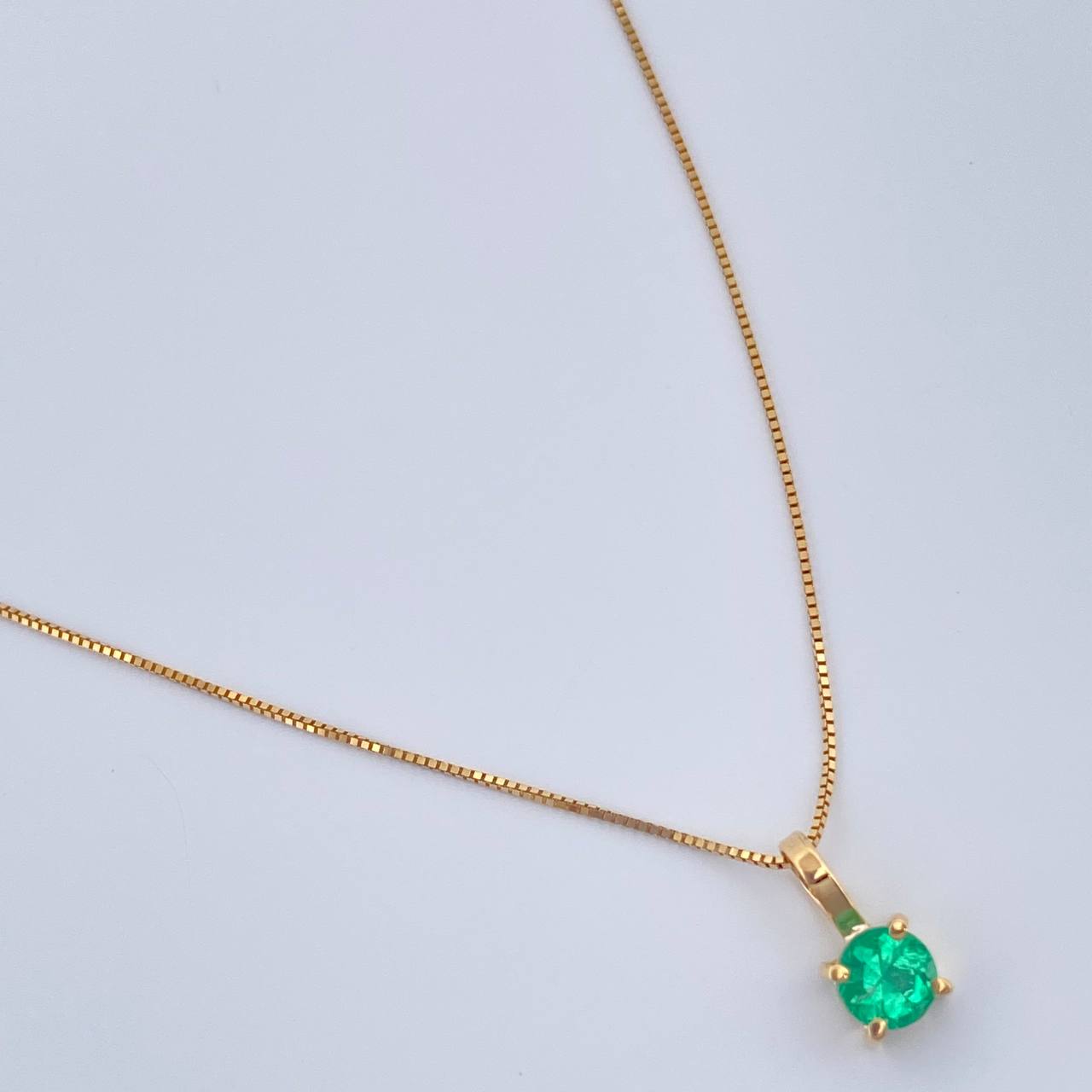 Set Veneciana + Redondo Esmeralda 1.1gr / 17 3/4 in / 0.26mm Oro Amarillo 18K &
