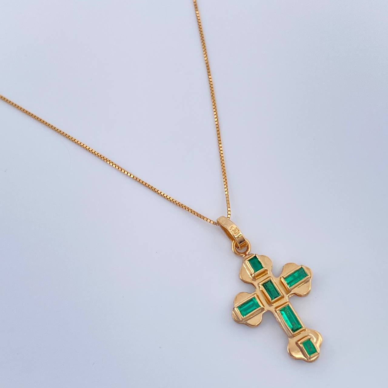 Set Veneciana + Cruz Trebol Esmeralda 1.7gr / 17 3/4 in / 0.49mm Oro Amarillo 18K &