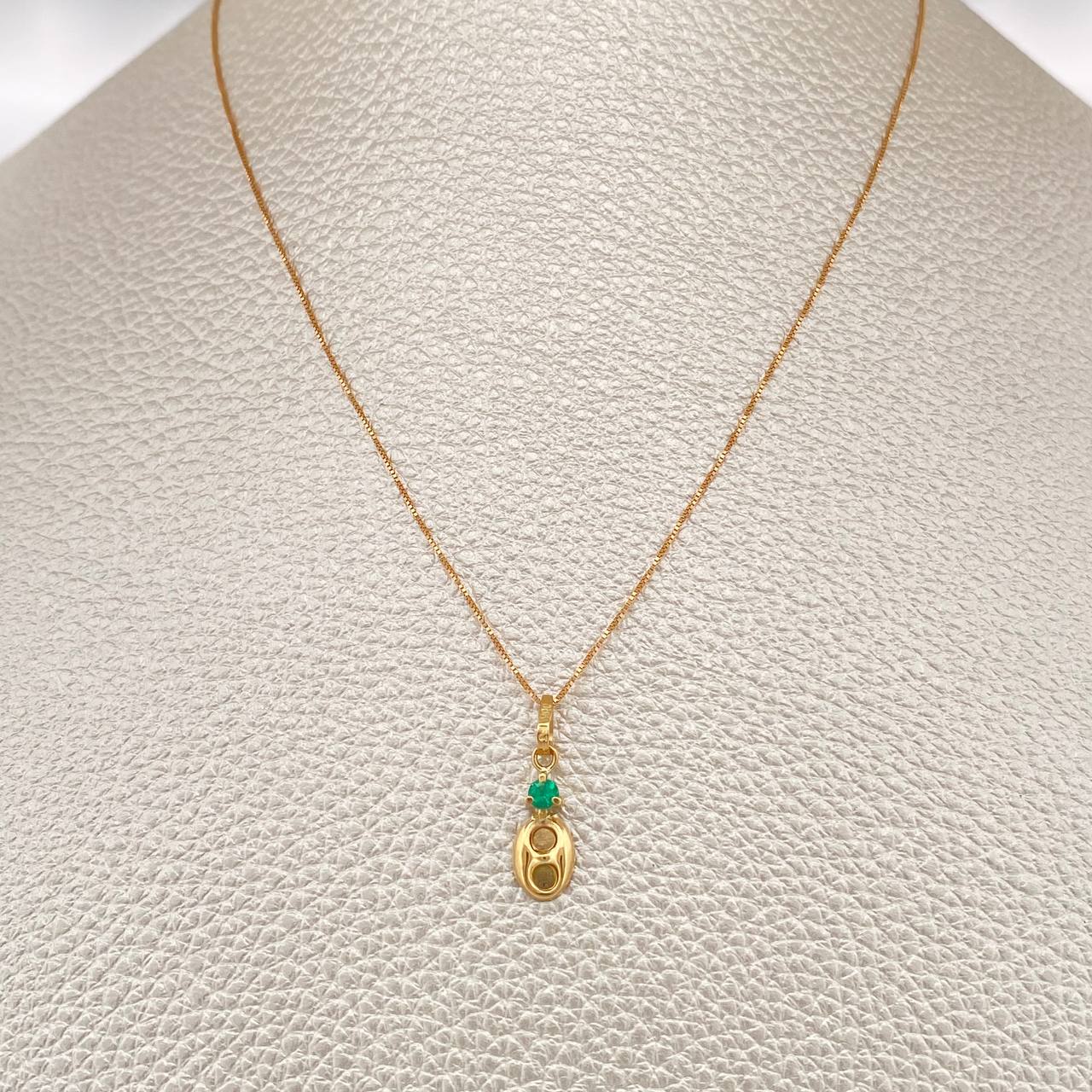Set Veneciana + GC Figura Esmeralda 1.2gr / 17 3/4 in / 0.38mm Oro Amarillo 18K &