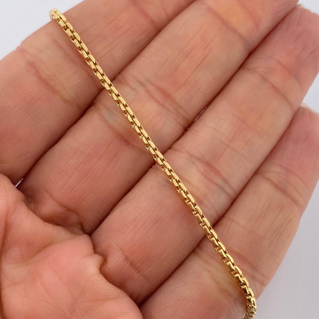 Pulso Veneciano 2.6gr / 7 3/4 in / 1.5mm Oro Amarillo +3 18K $