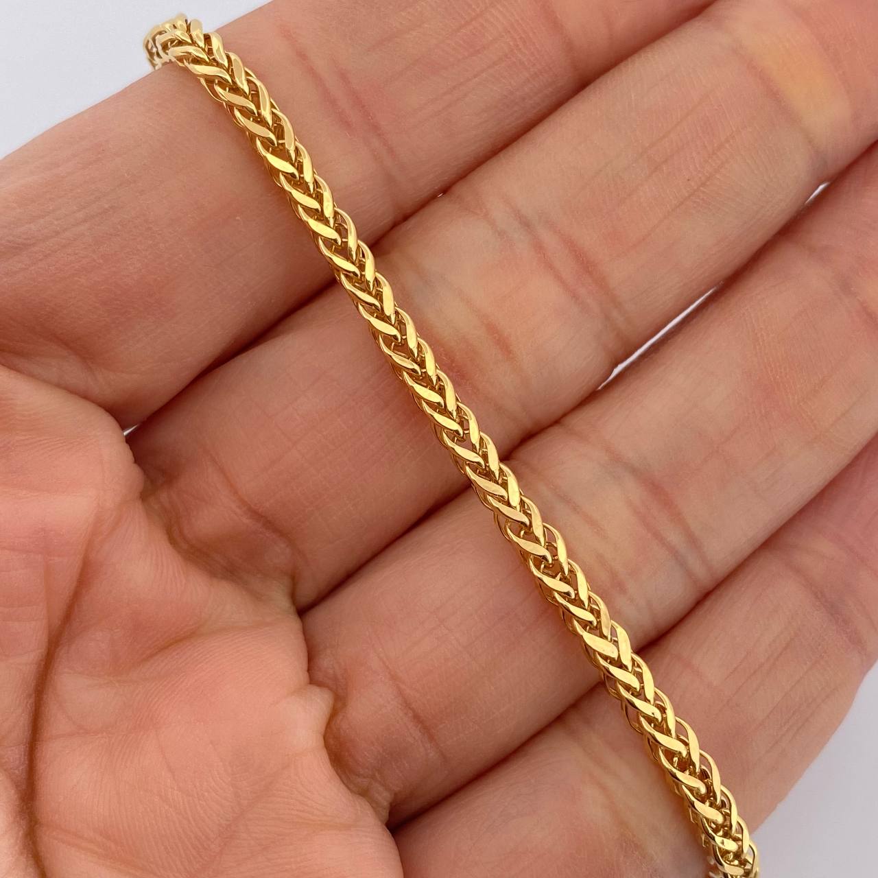 Pulso Franco 3.6gr / 7 1/2 in / 2.6mm Oro Amarillo +3 18K $