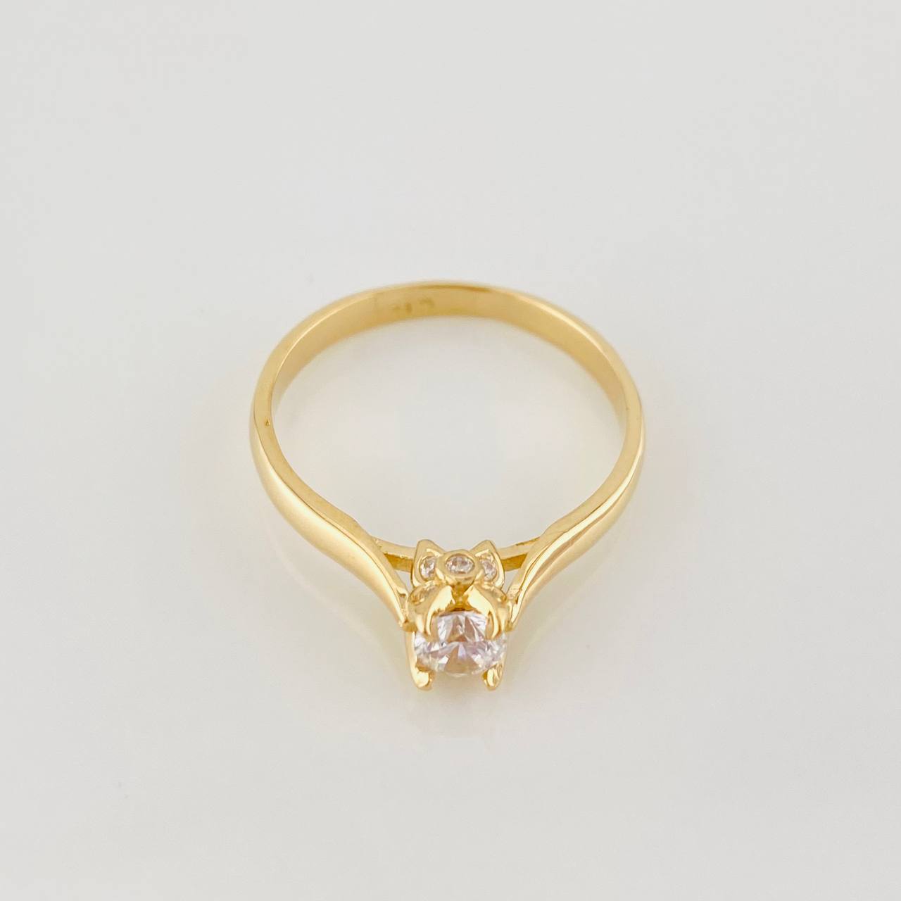 Butterfly Solitaire Ring 2.4g / T6 Yellow Gold 18K