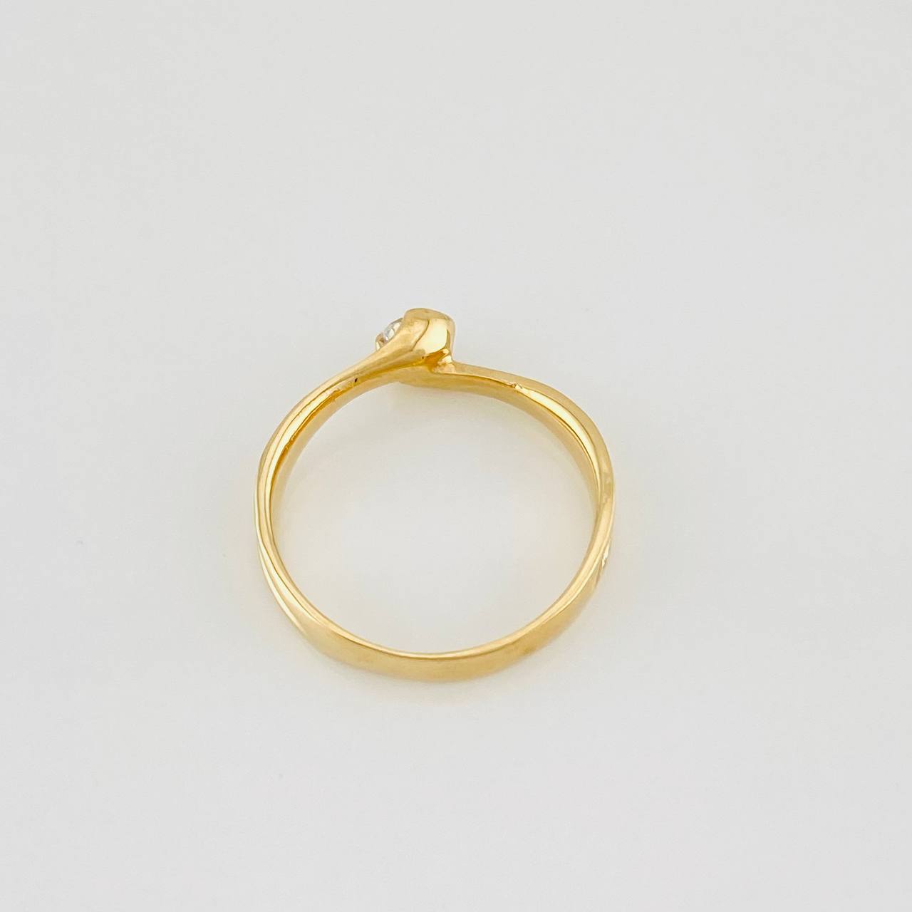 Curved Solitaire Ring 2.1g / T6 Yellow Gold 18K
