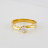 Curved Solitaire Ring 2.1g / T5 1/2 Yellow Gold 18K