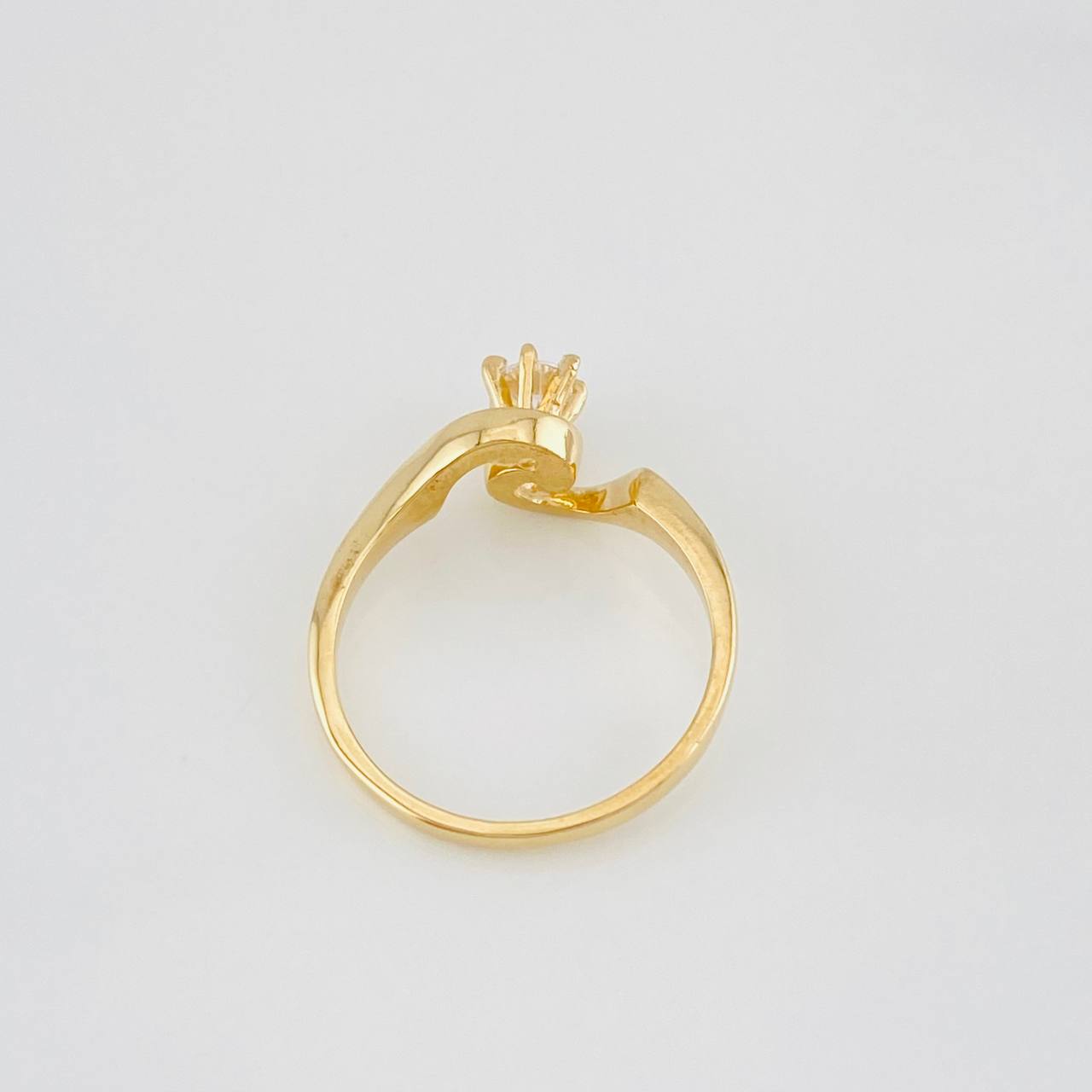 Wave Ring 2.35g / T5 1/4 Yellow Gold 18K