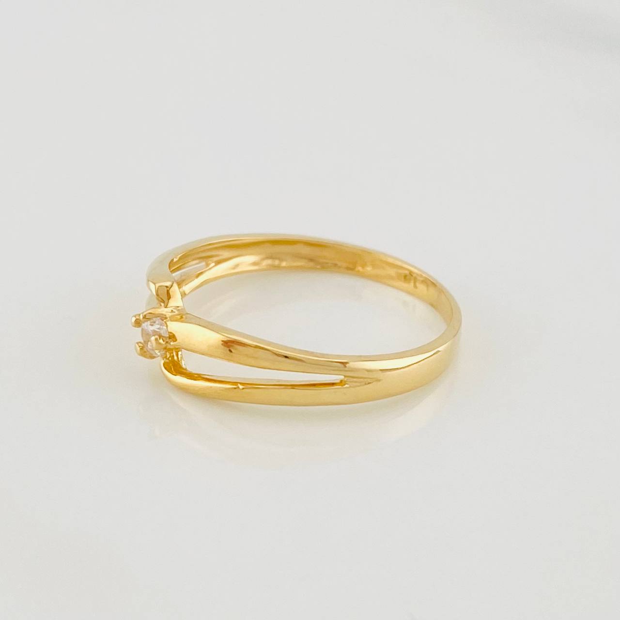 Curved Lines Ring 1.65g / T6 Yellow Gold 18K