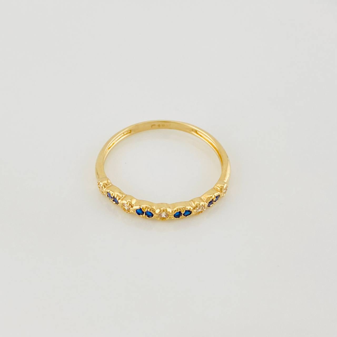 Churumbela Ring 1.4g / T7 Yellow Gold 18K