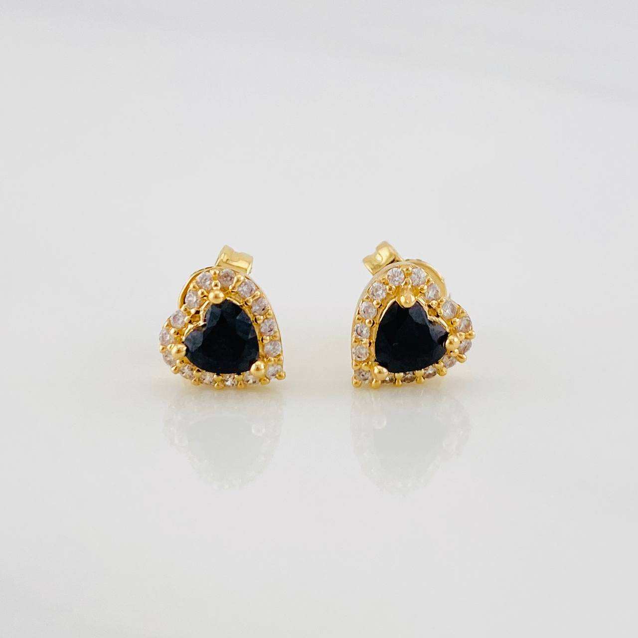 Topos Halo Corazón 1.7g / in / 6.7mm Oro Amarillo 18K