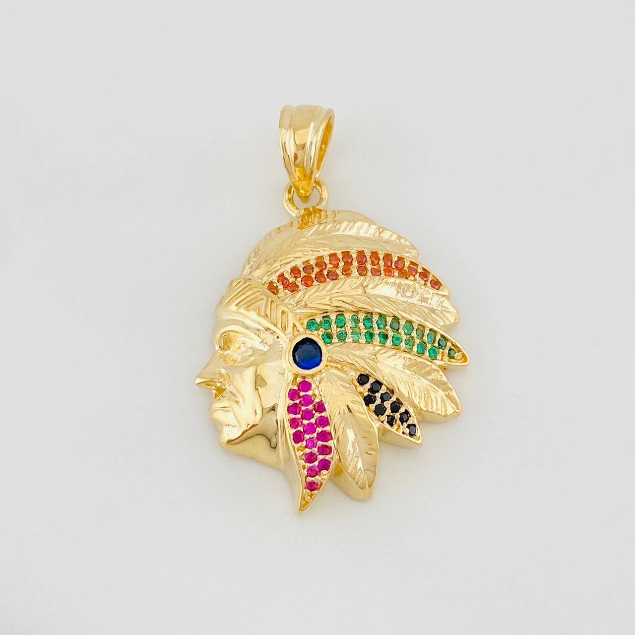 Indian Pendant 7.1g / 1 1/4 in Yellow Gold 18K