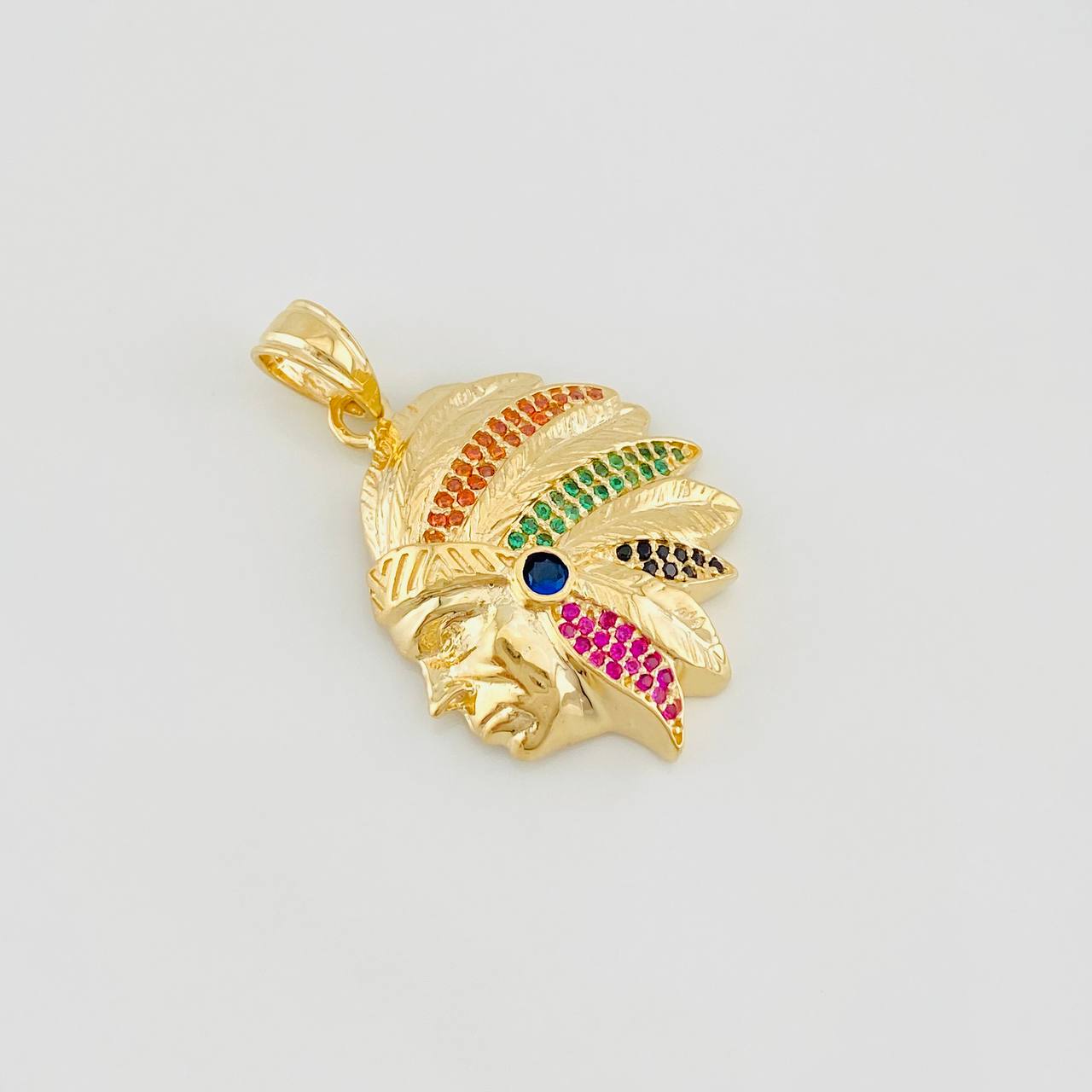 Indian Pendant 7.1g / 1 1/4 in Yellow Gold 18K