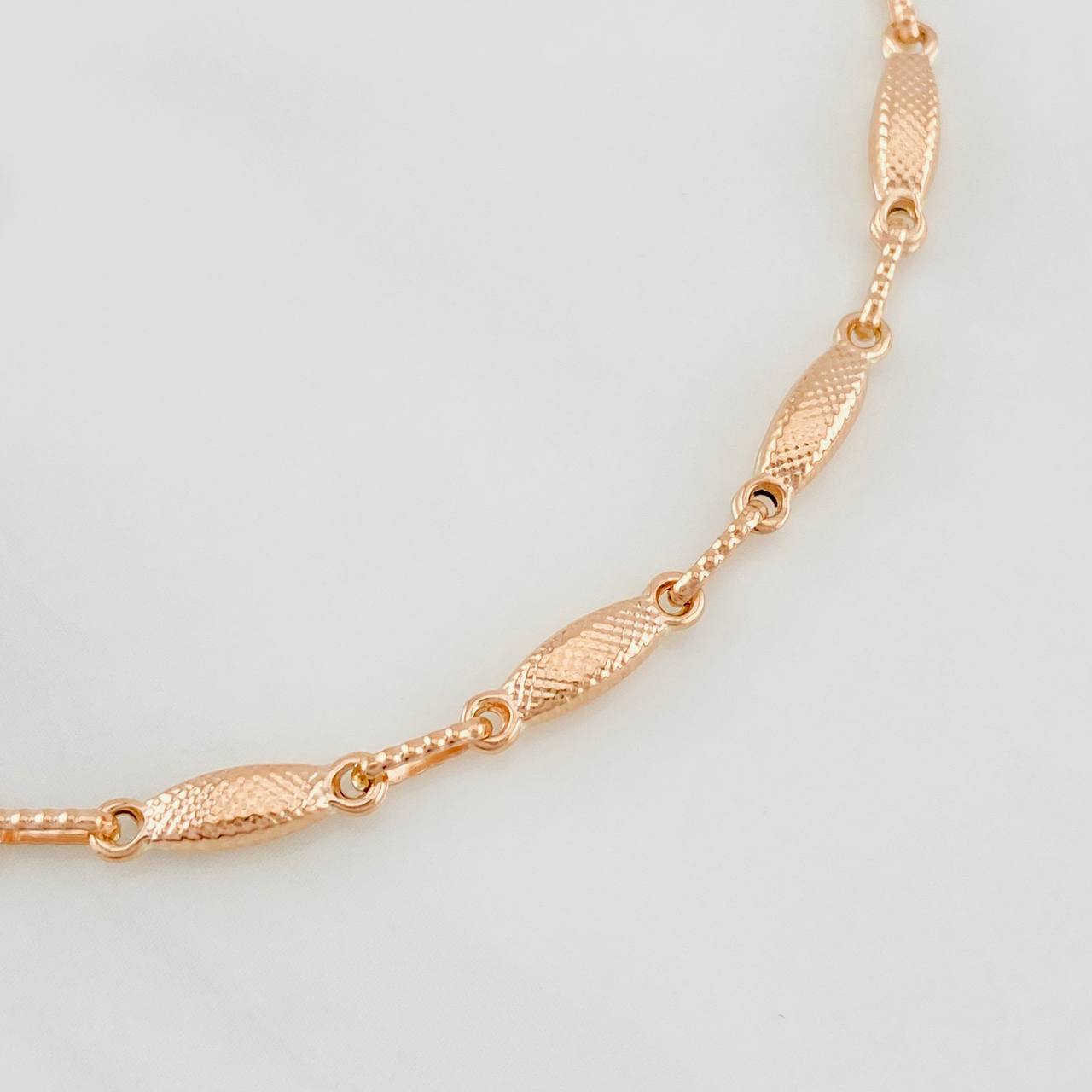 Pulso Rustico Eslabon 3.8g / 7 3/4 in / 3.25mm Oro Rosa 18K