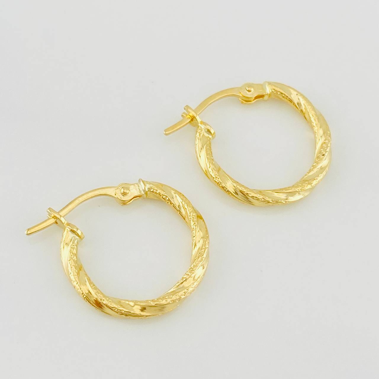 Hoop Earrings Anny 1.2g / 3/4 in Yellow Gold 18K