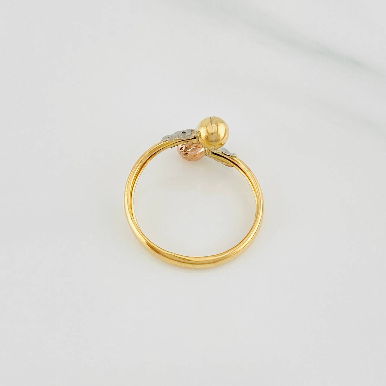 You and Me Ring 1.35g / T9 1/2 Three Golds 18K