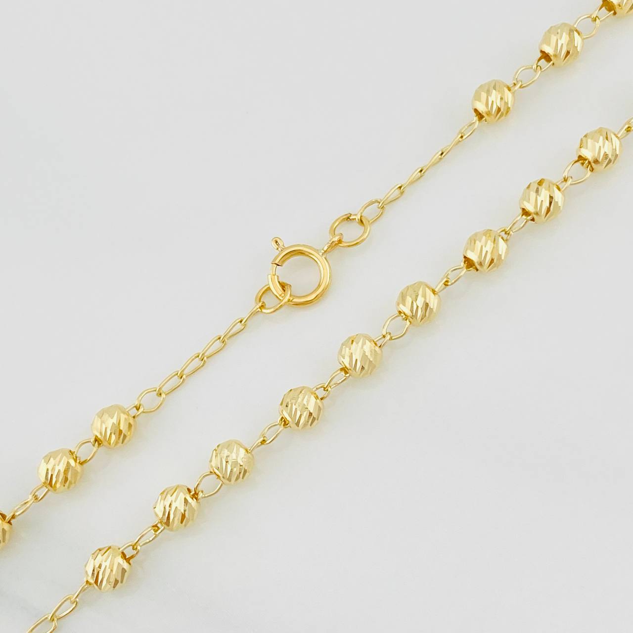 Rosary Miraculous Virgin 10.3g / 24 in / 4mm Yellow Gold 18K