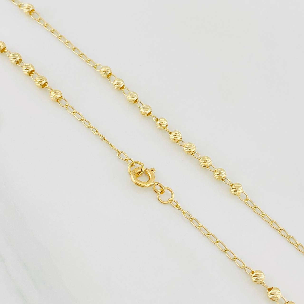 Miraculous Virgin Rosary 5.85g / 22 in / 3mm Yellow Gold 18K