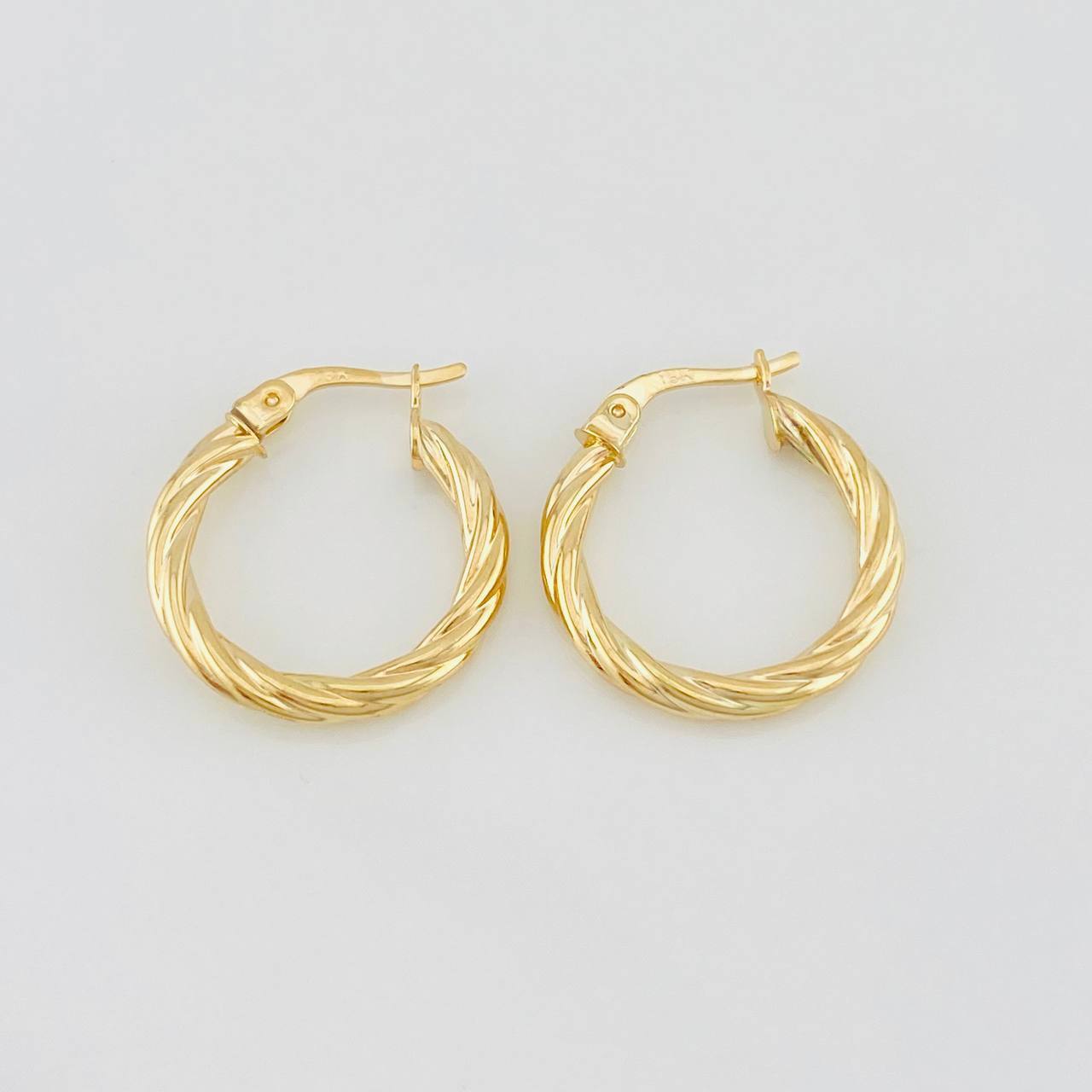 Candongas Mary 1.7g / 3/4 in Oro Amarillo 18K