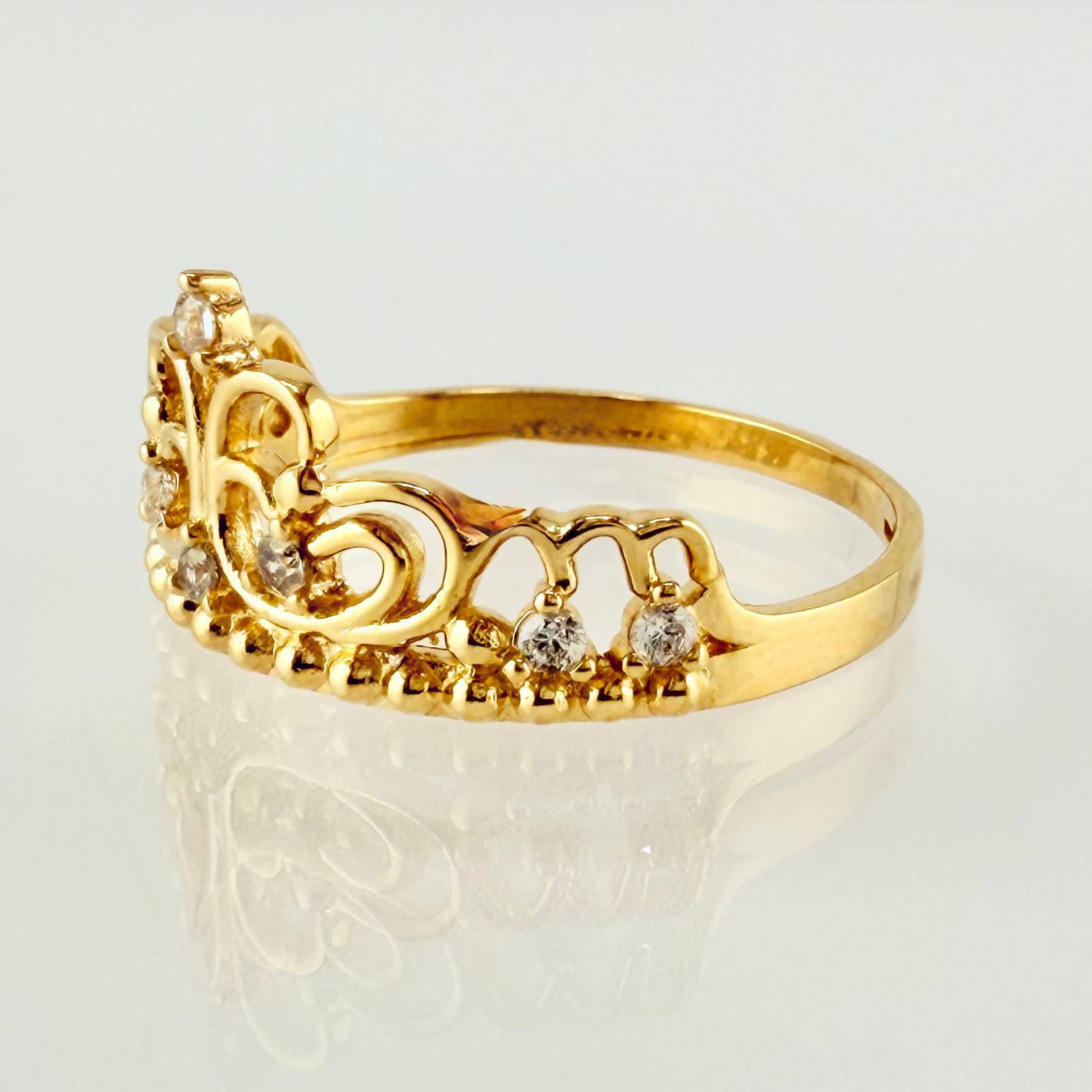 Crown Hearts Ring 15´S 2.4gr / T7 / Yellow Gold 18K